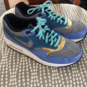 Nike Air Max - Worn Once